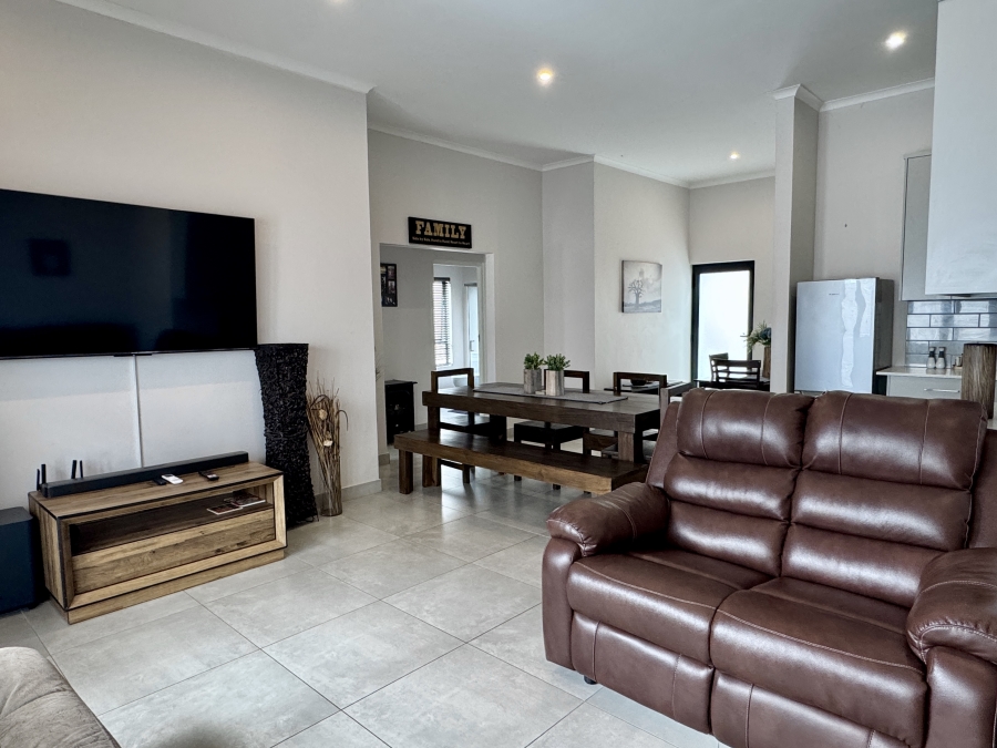 2 Bedroom Property for Sale in Verdeau Lifestyle Estate Western Cape